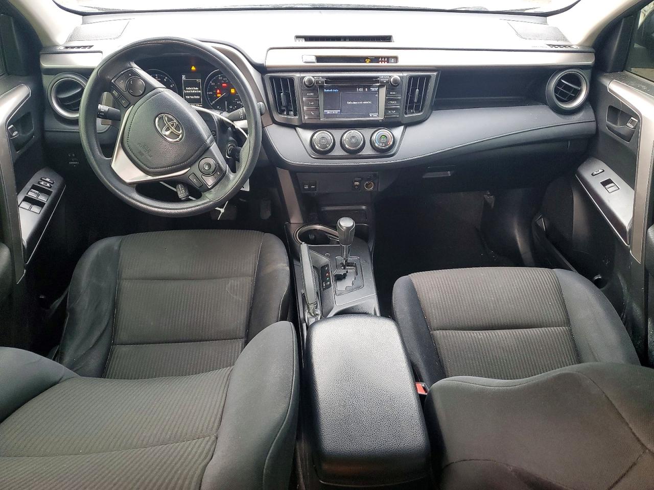 2017 TOYOTA RAV4 LE photo 22