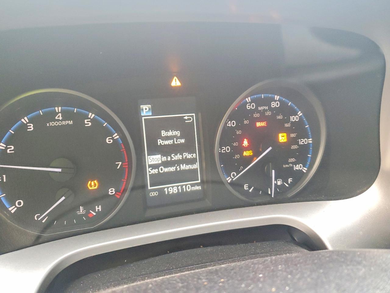 2017 TOYOTA RAV4 LE photo 25