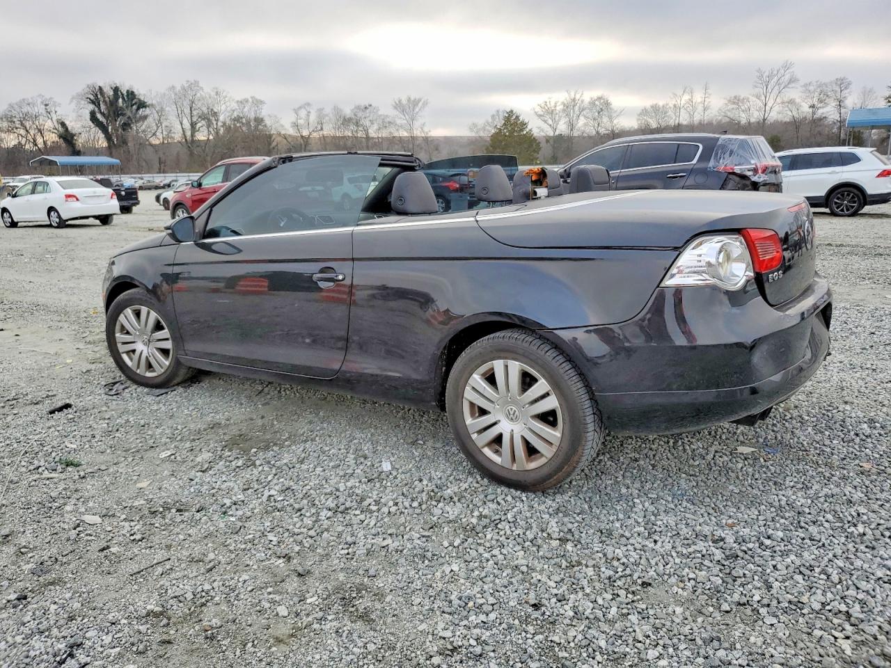 2010 VOLKSWAGEN EOS TURBO photo 4