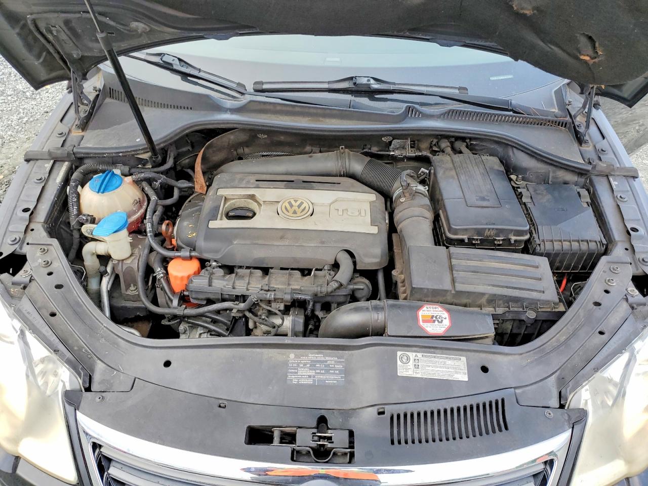 2010 VOLKSWAGEN EOS TURBO photo 31