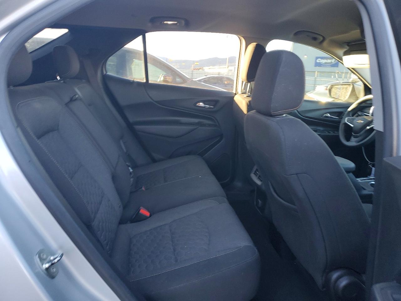 2018 CHEVROLET EQUINOX LT photo 11