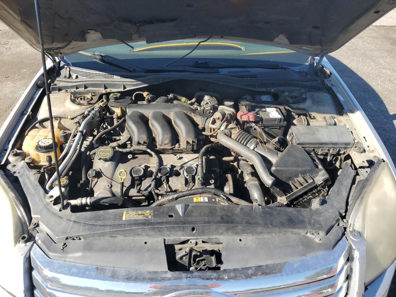 2008 FORD FUSION SE photo 11