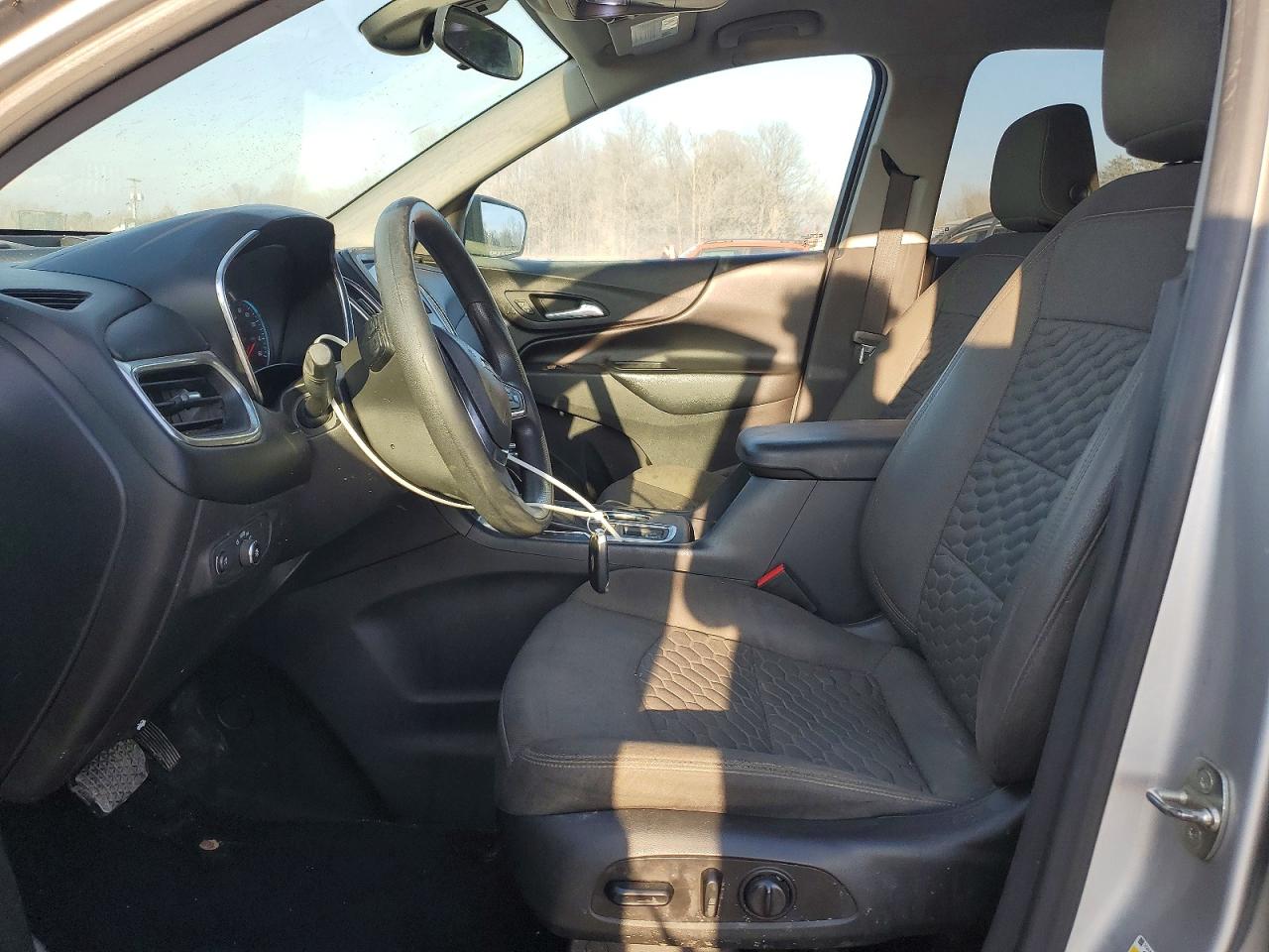 2020 CHEVROLET EQUINOX LT photo 7