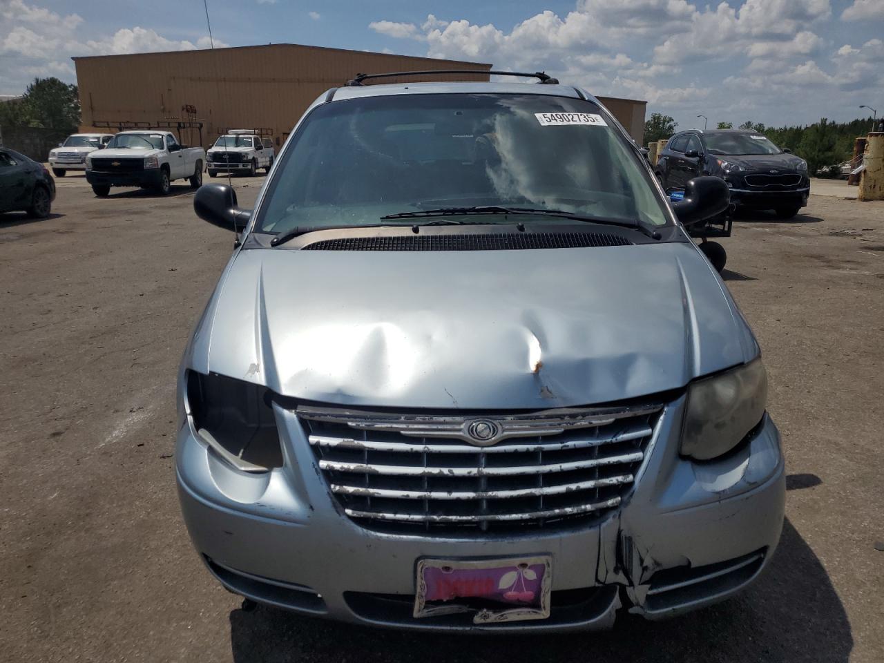 2005 CHRYSLER TOWN & COUNTRY TOURING photo 5