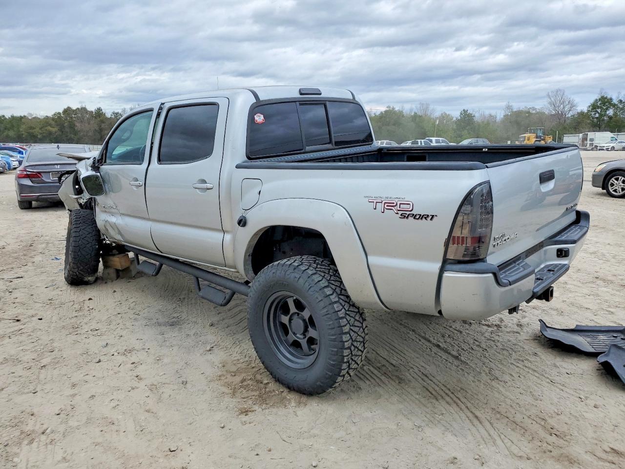 2006 TOYOTA TACOMA DOUBLE CAB photo 2