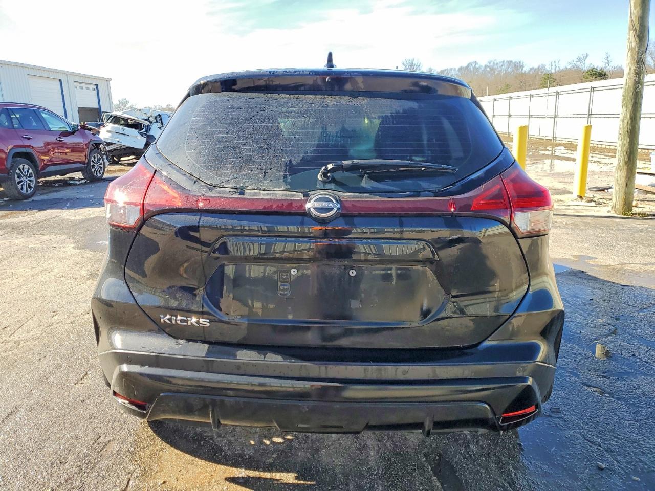 2023 NISSAN KICKS S photo 6