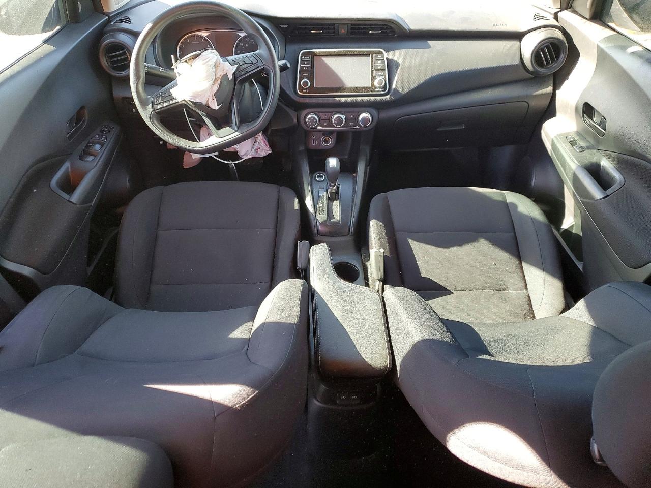 2023 NISSAN KICKS S photo 8