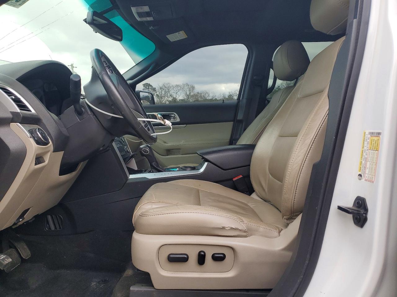 2014 FORD EXPLORER XLT photo 7