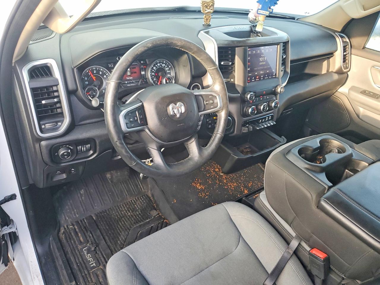 2019 RAM 1500 photo 8