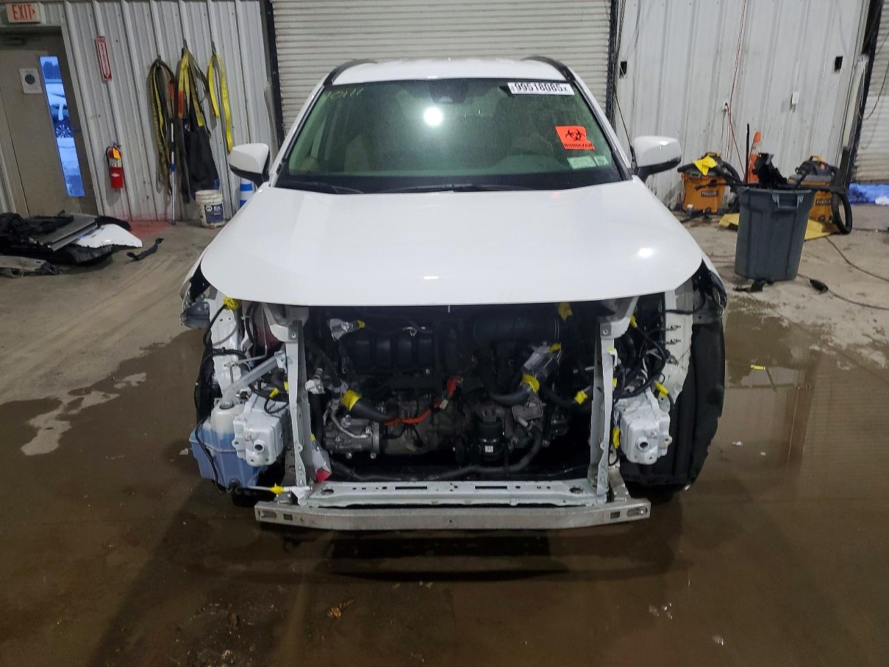 2022 TOYOTA RAV4 LE photo 5