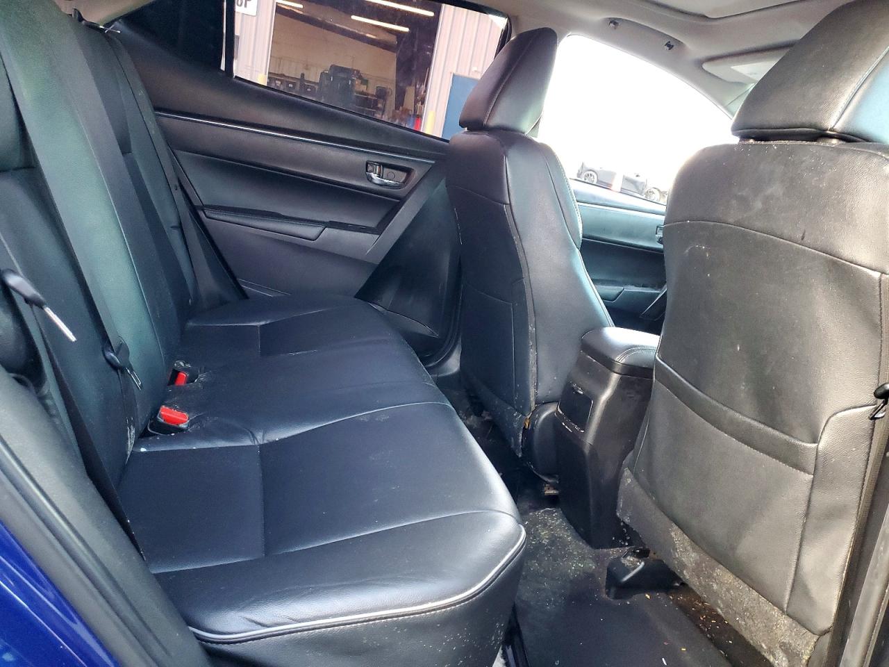 2014 TOYOTA COROLLA L photo 10