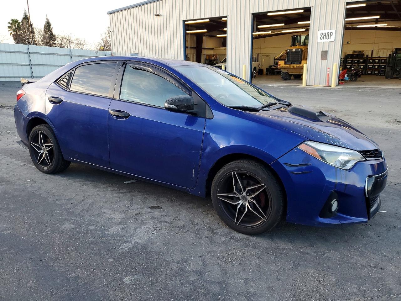 2014 TOYOTA COROLLA L photo 4