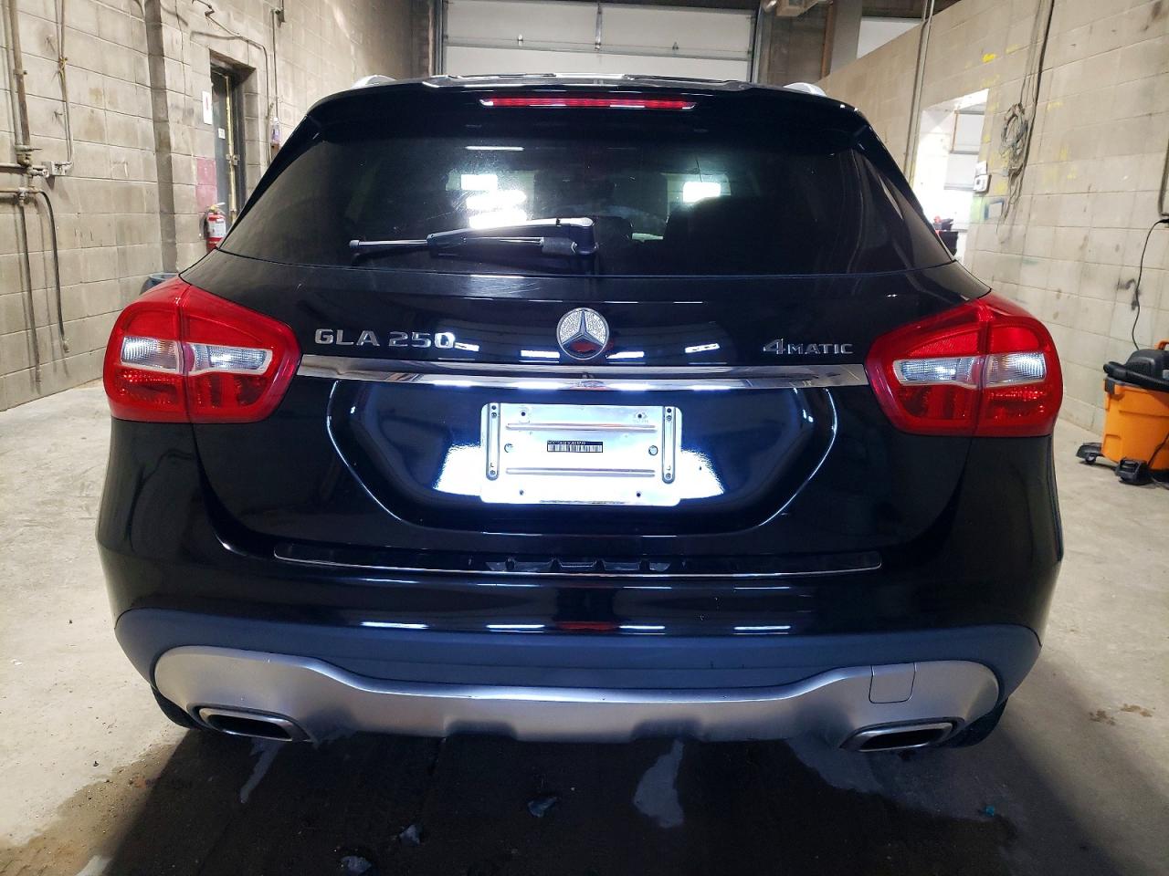 2019 MERCEDES-BENZ GLA 250 4MATIC photo 6