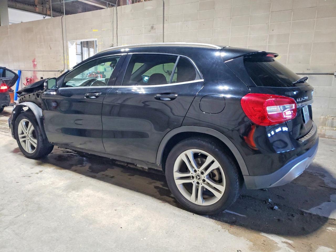 2019 MERCEDES-BENZ GLA 250 4MATIC photo 2