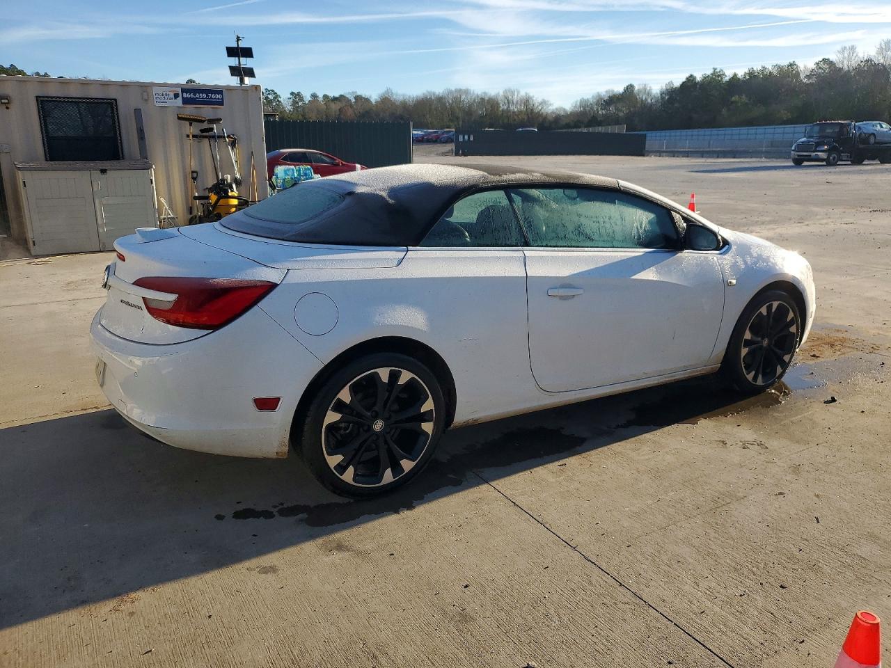 2018 BUICK CASCADA SPORT TOURING photo 3