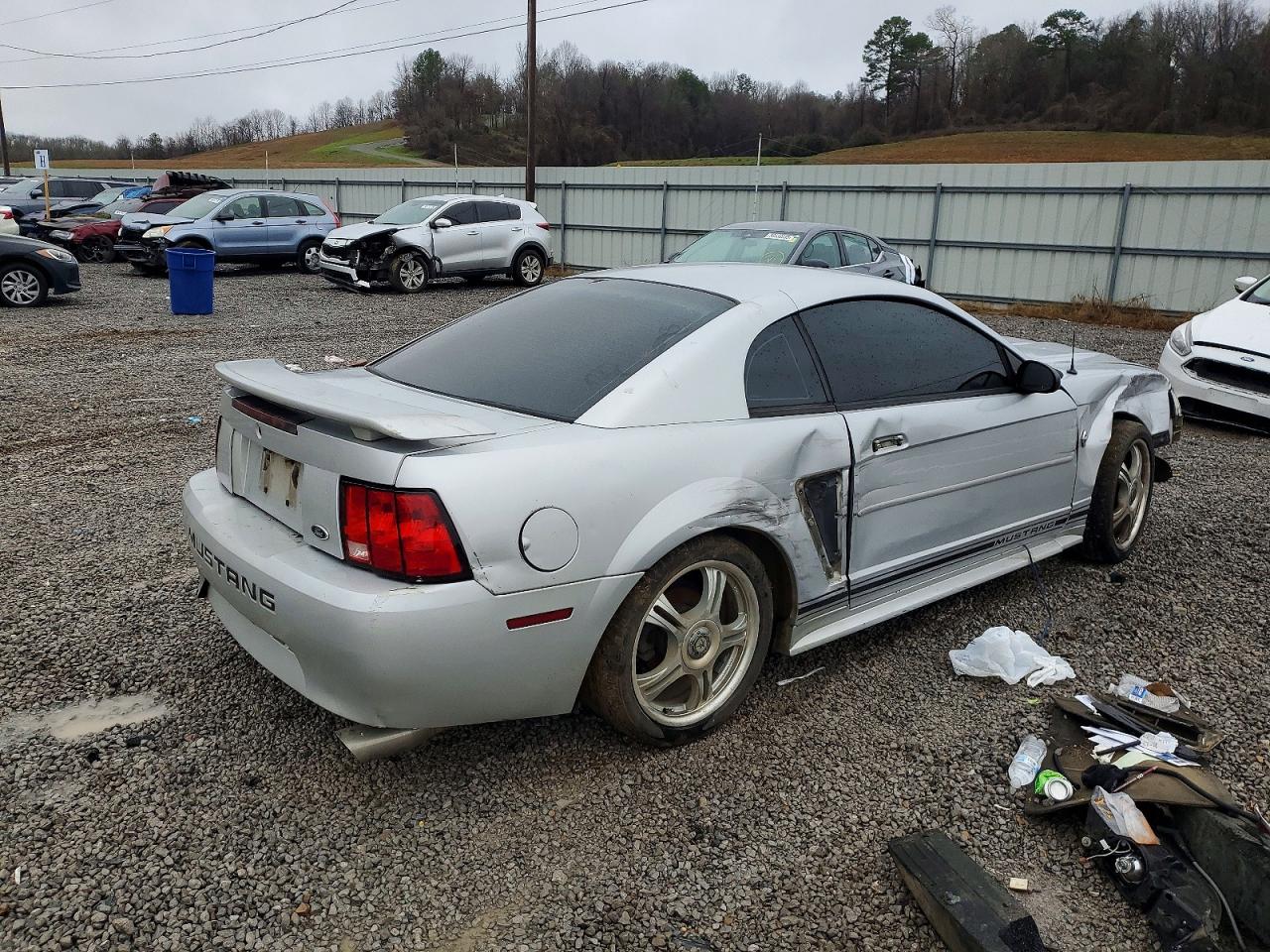 2004 FORD MUSTANG photo 3