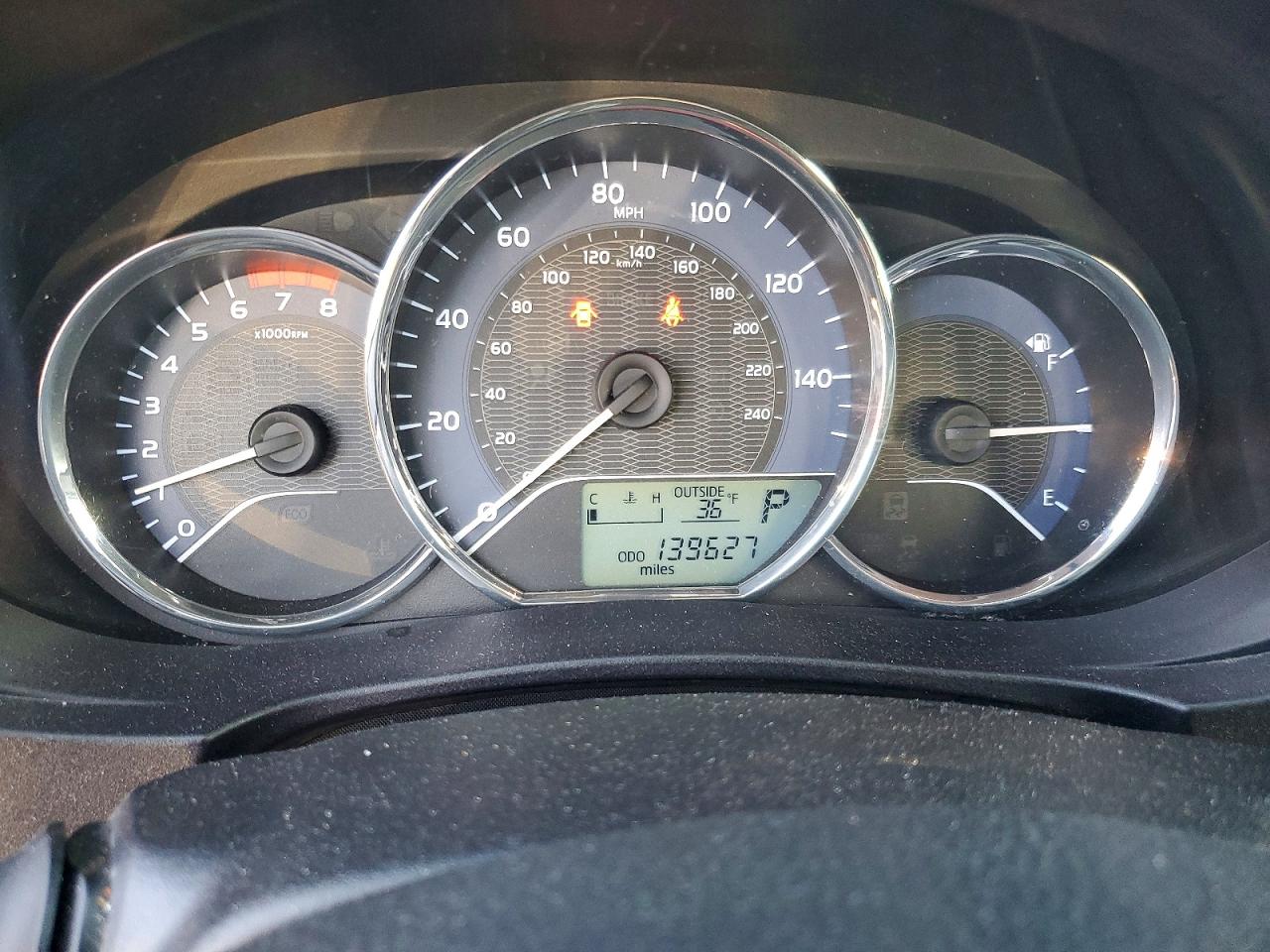 2014 TOYOTA COROLLA L photo 9