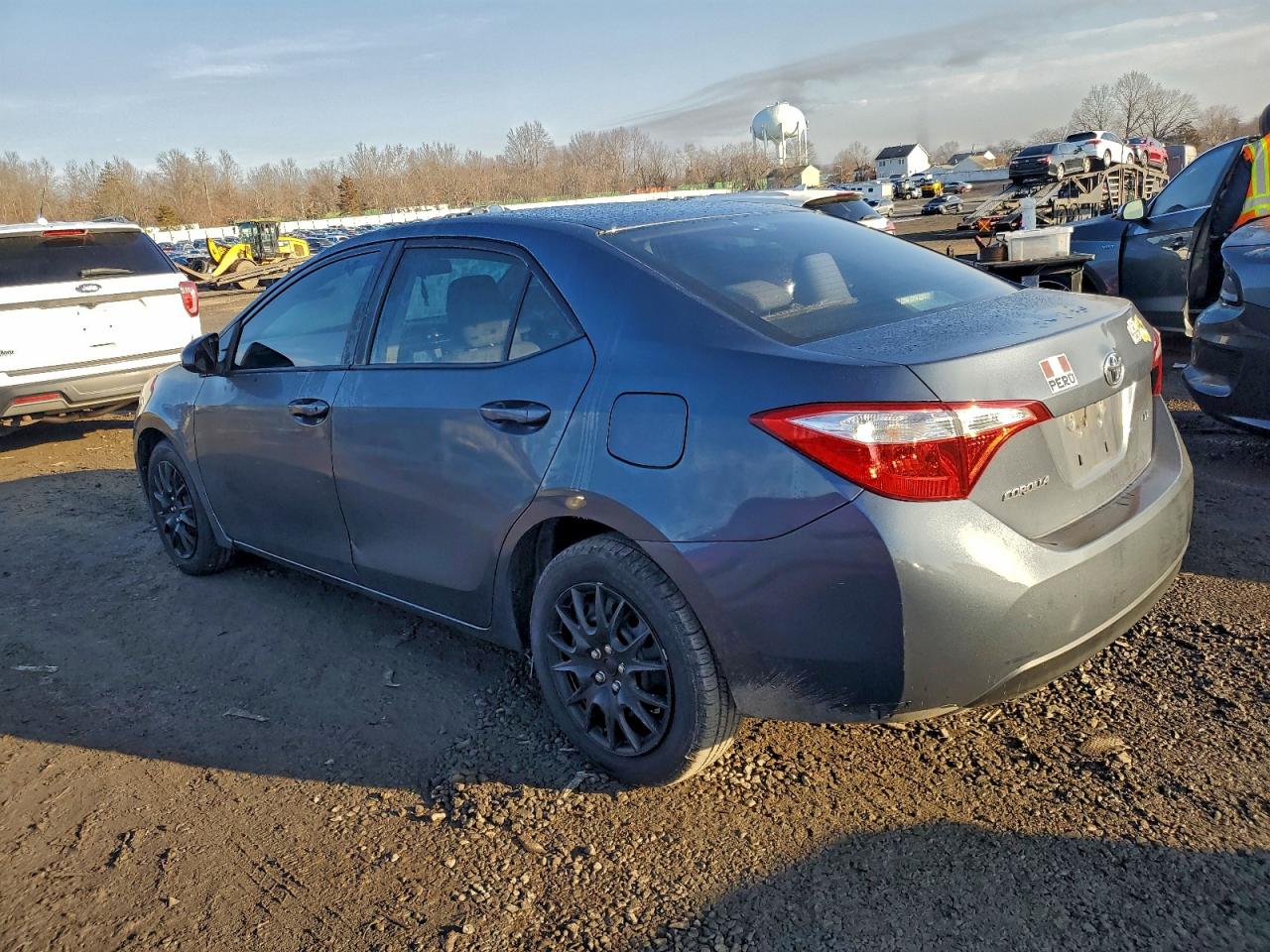 2014 TOYOTA COROLLA L photo 2