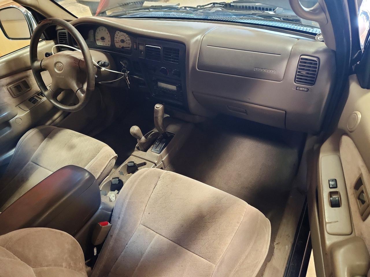 2004 TOYOTA TACOMA XTRACAB photo 8