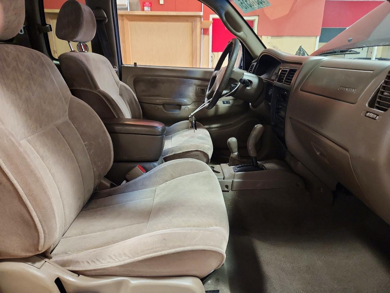 2004 TOYOTA TACOMA XTRACAB photo 7