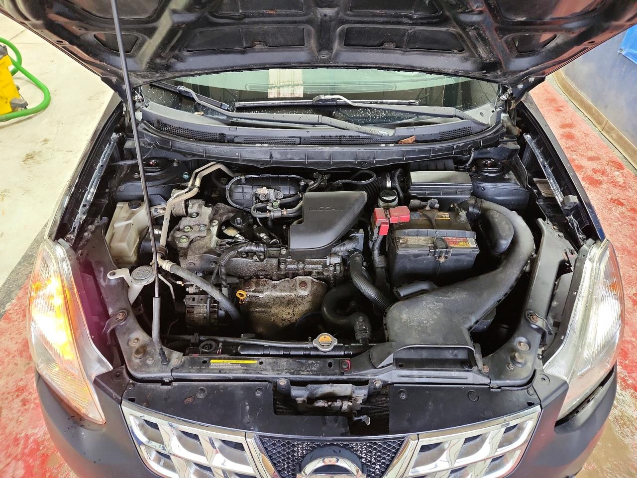 2011 NISSAN ROGUE S photo 12