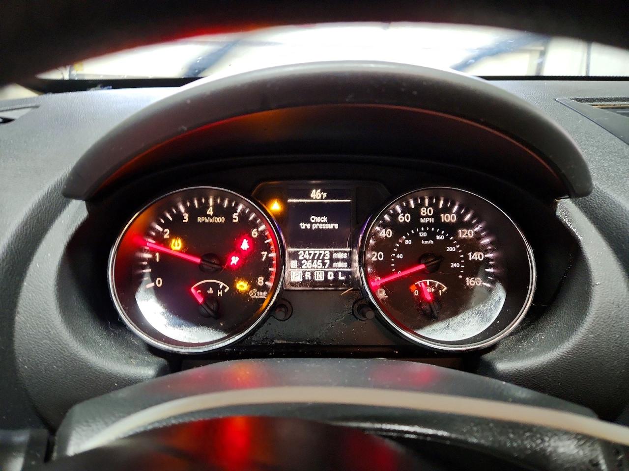 2011 NISSAN ROGUE S photo 9