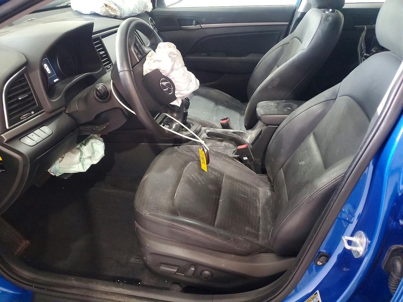 2017 HYUNDAI ELANTRA SE photo 7