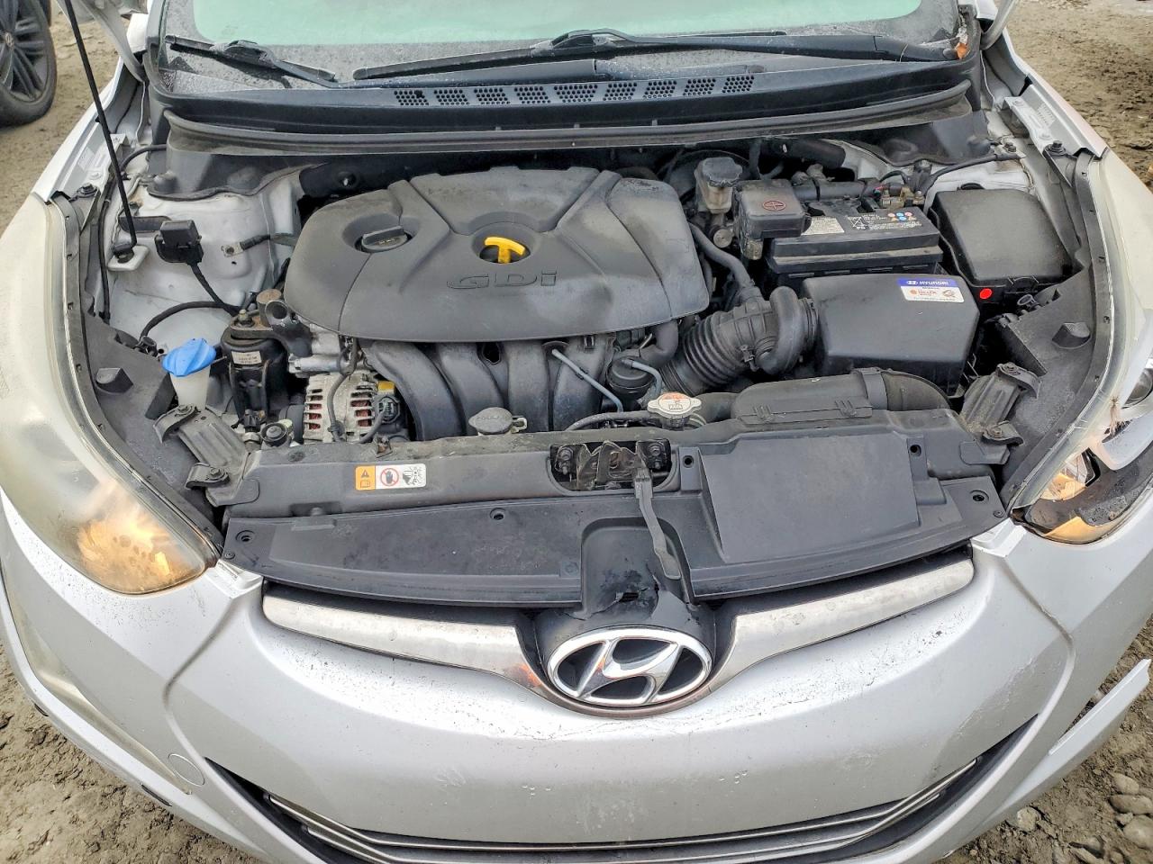 2016 HYUNDAI ELANTRA SE photo 11