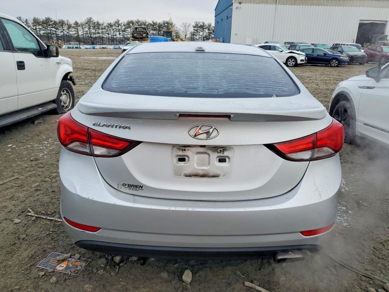 2016 HYUNDAI ELANTRA SE photo 6