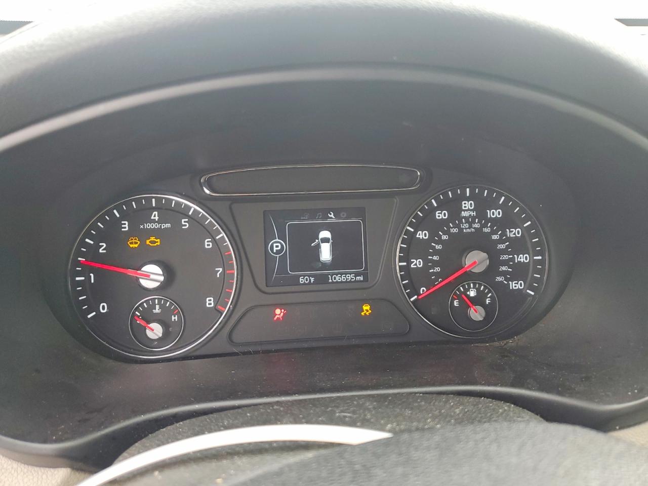 2017 KIA SORENTO LX photo 9