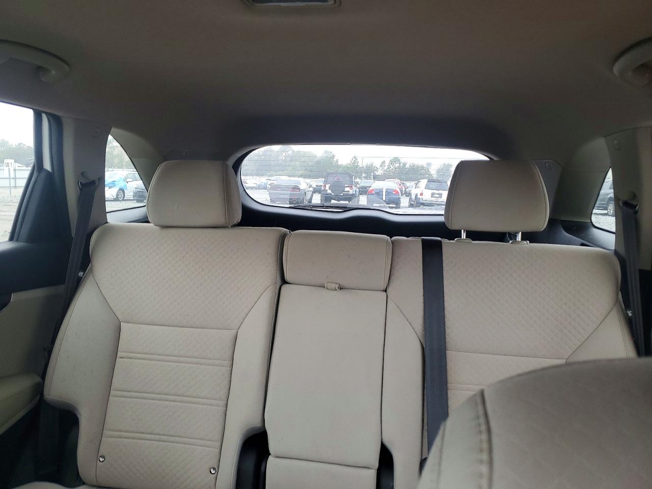 2017 KIA SORENTO LX photo 10