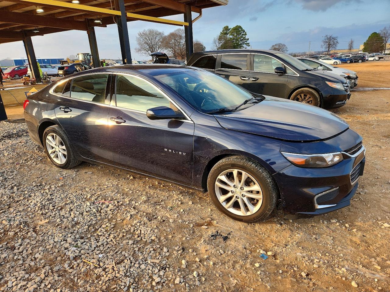 2017 CHEVROLET MALIBU LT photo 7