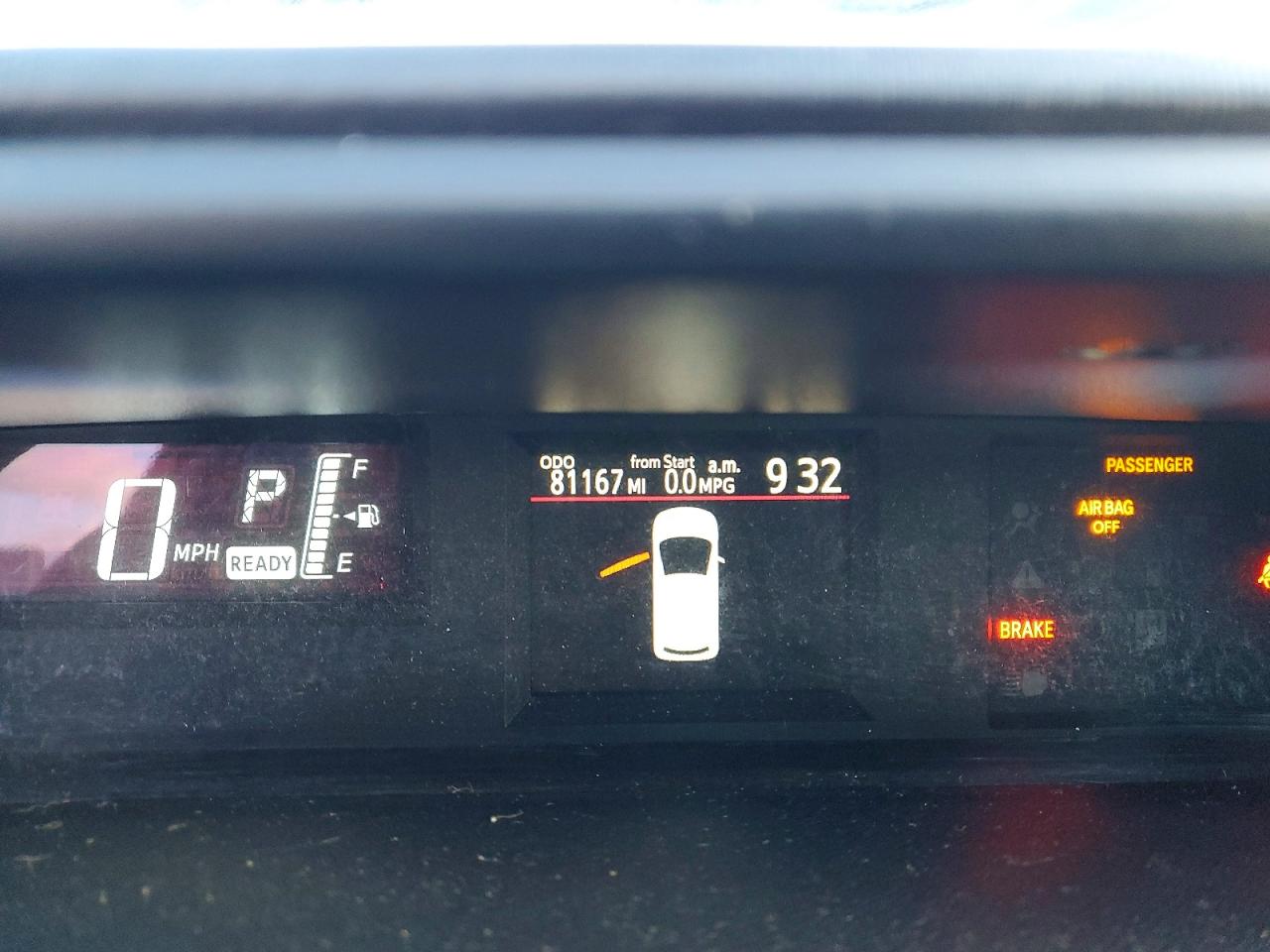 2015 TOYOTA PRIUS photo 9