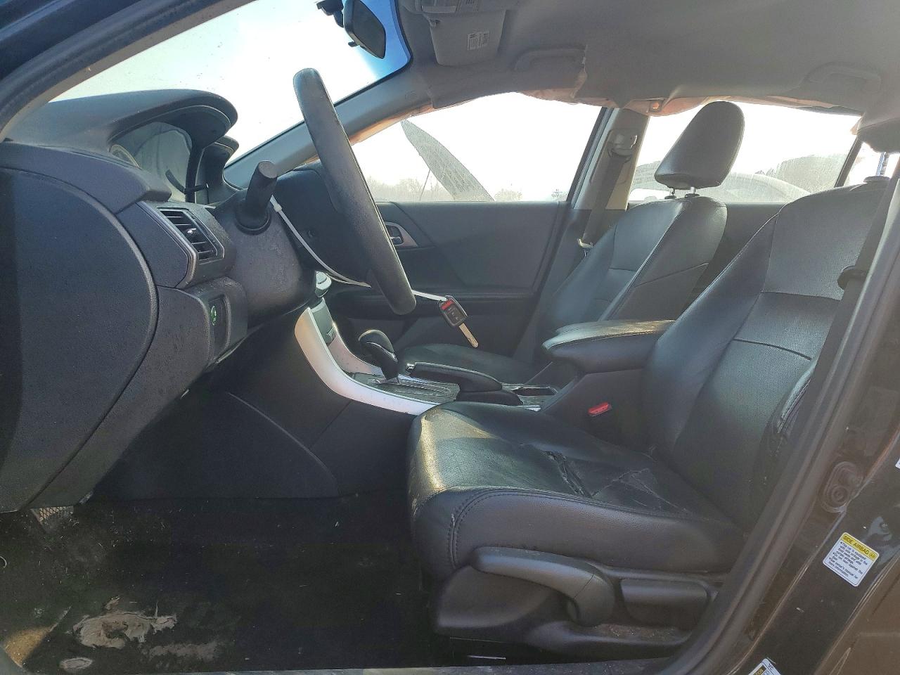 2015 HONDA ACCORD LX photo 7