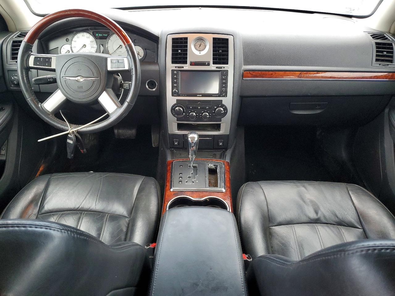 2008 CHRYSLER 300C photo 8