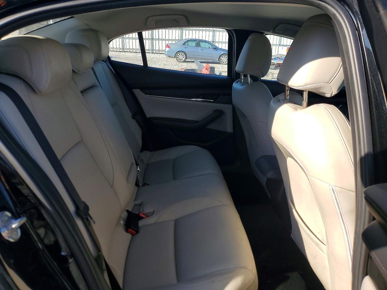 2019 MAZDA 3 PREFERRED photo 19