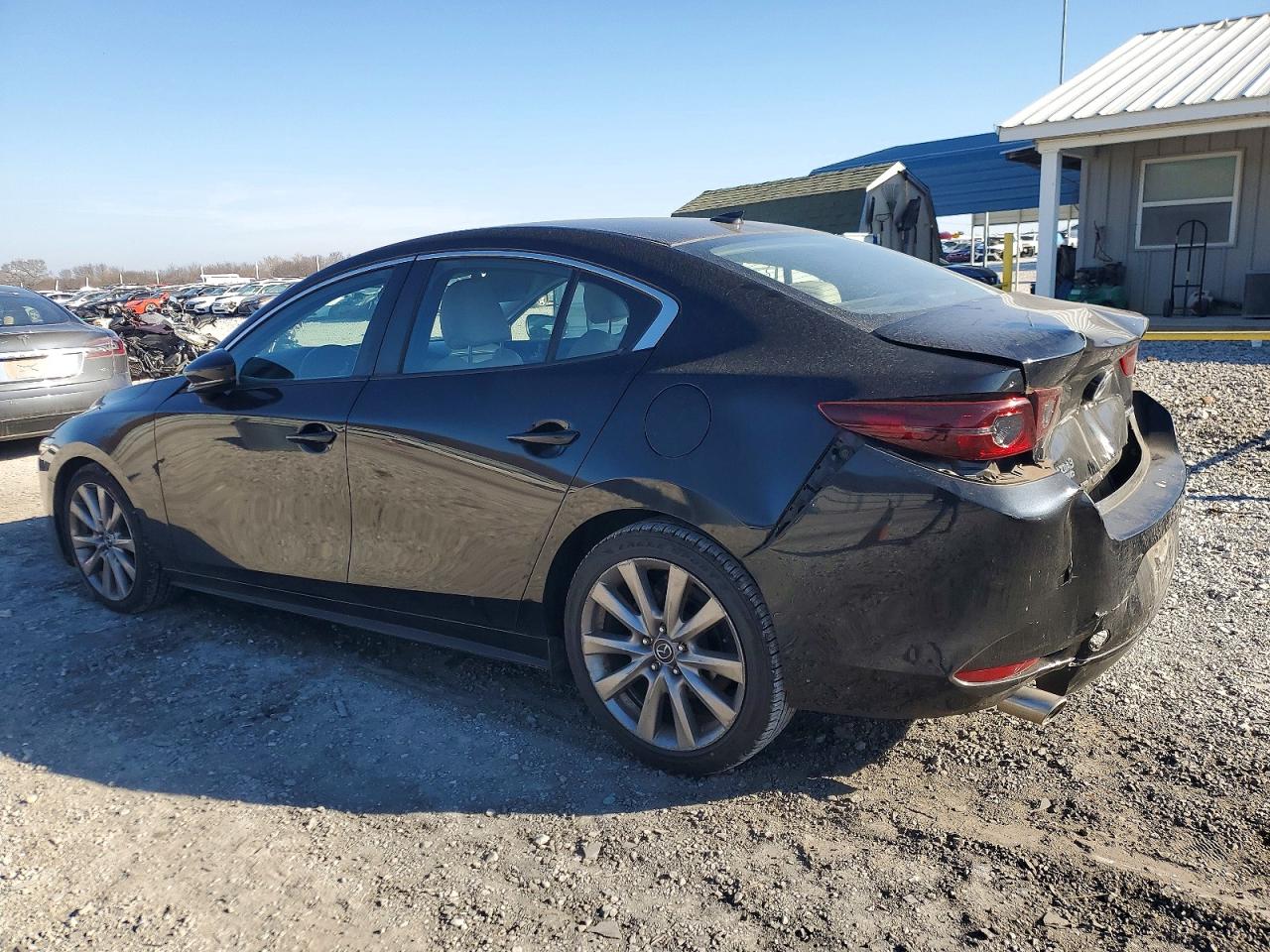 2019 MAZDA 3 PREFERRED photo 3