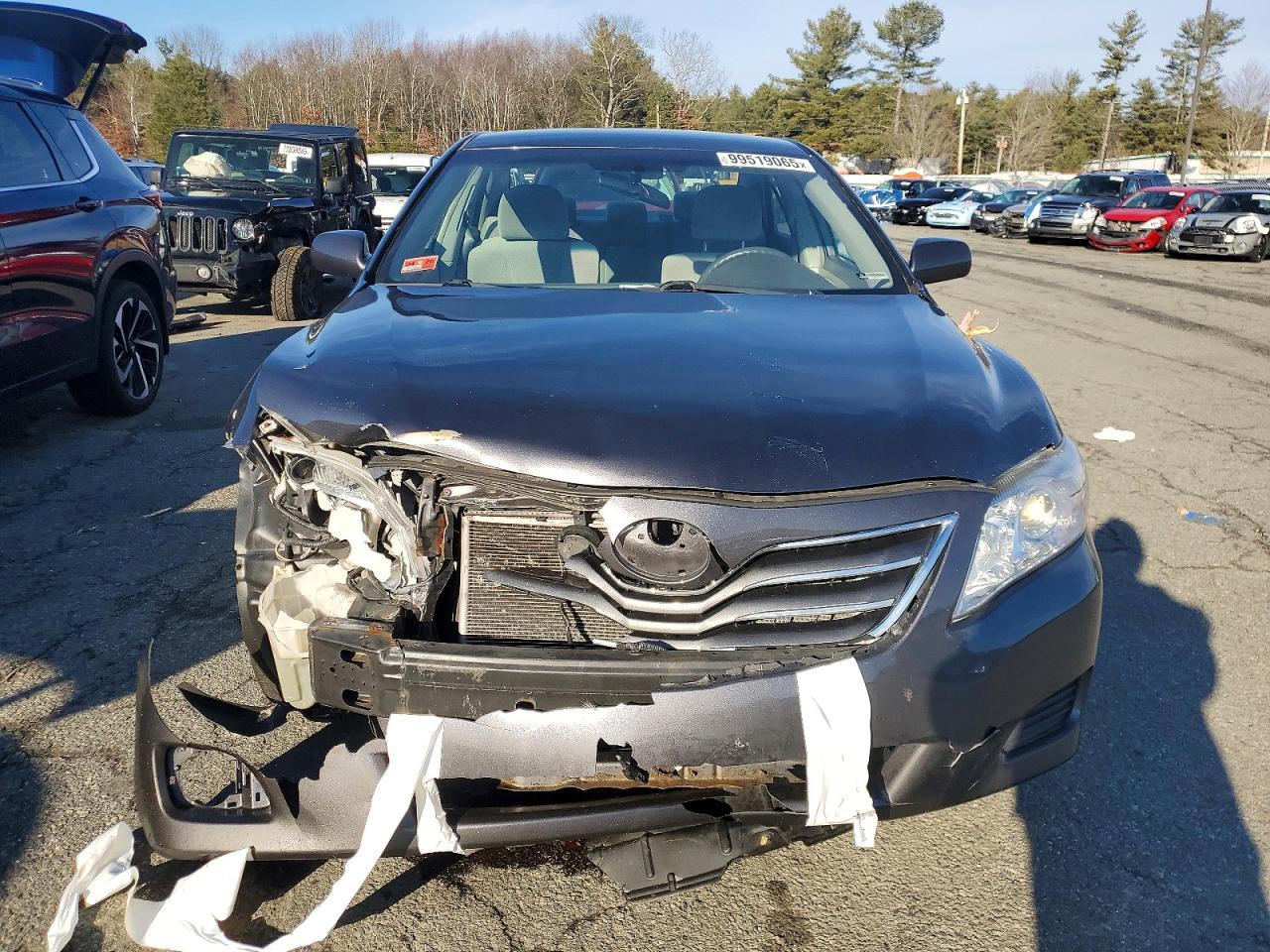 2010 TOYOTA CAMRY BASE photo 5