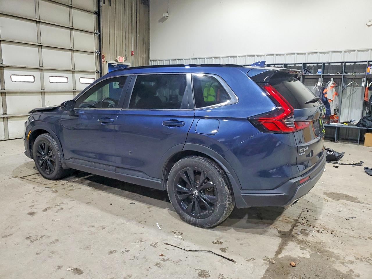 2025 HONDA CR-V SPORT TOURING photo 3