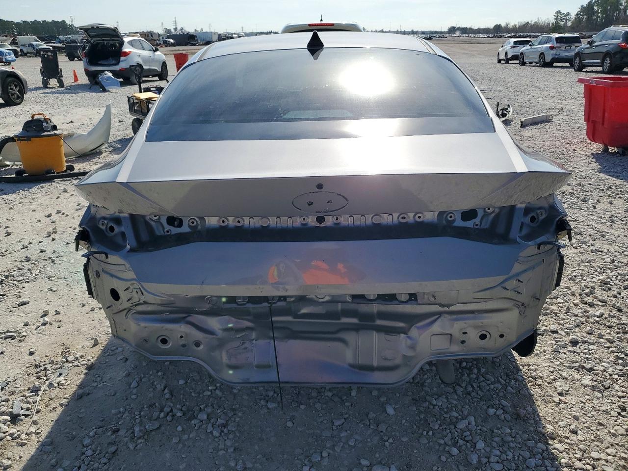 2024 HYUNDAI ELANTRA SE photo 6