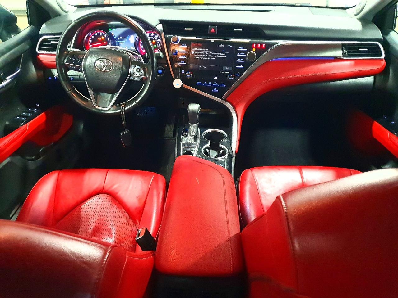 2018 TOYOTA CAMRY XSE photo 8