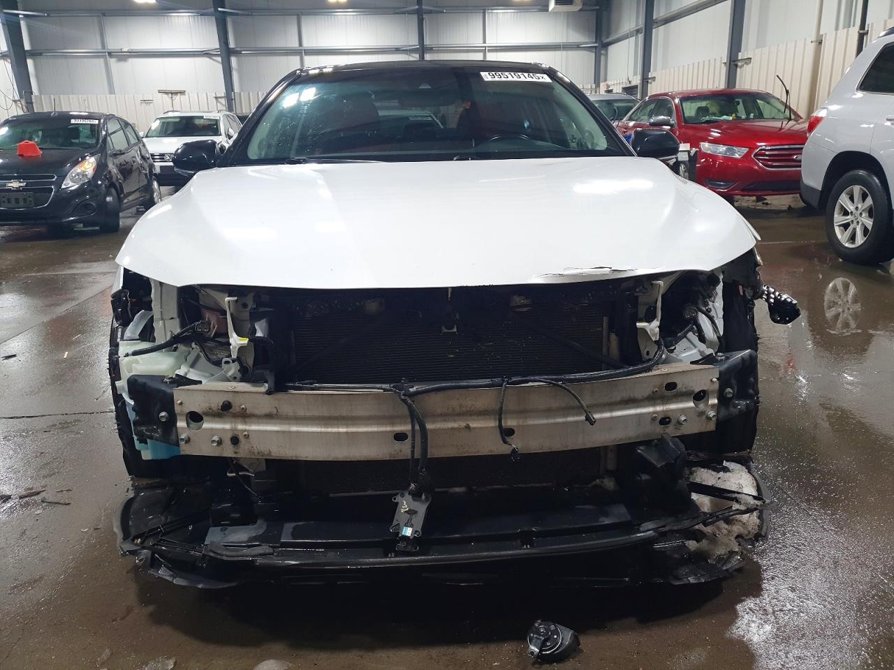 2018 TOYOTA CAMRY XSE photo 5