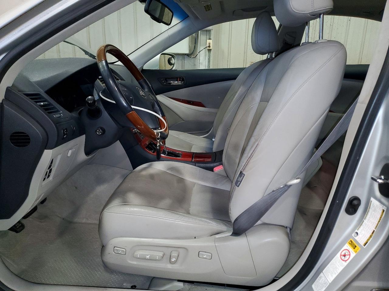 2009 LEXUS ES 350 photo 7