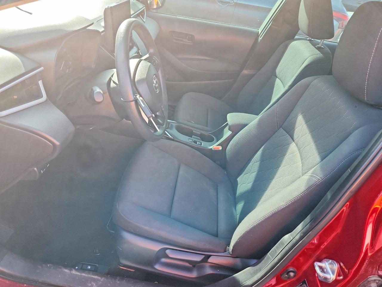 2024 TOYOTA COROLLA LE photo 7