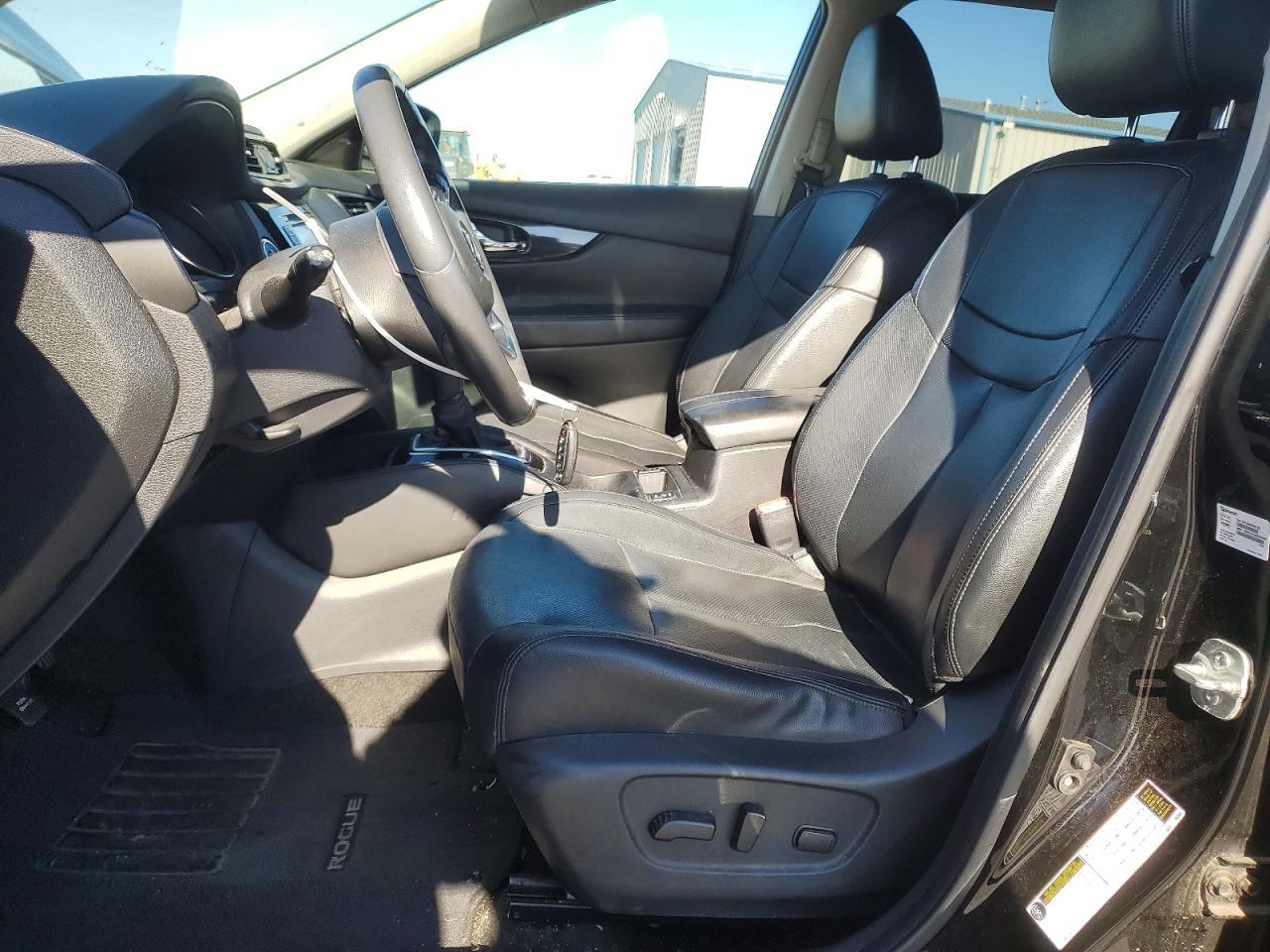 2017 NISSAN ROGUE S photo 7