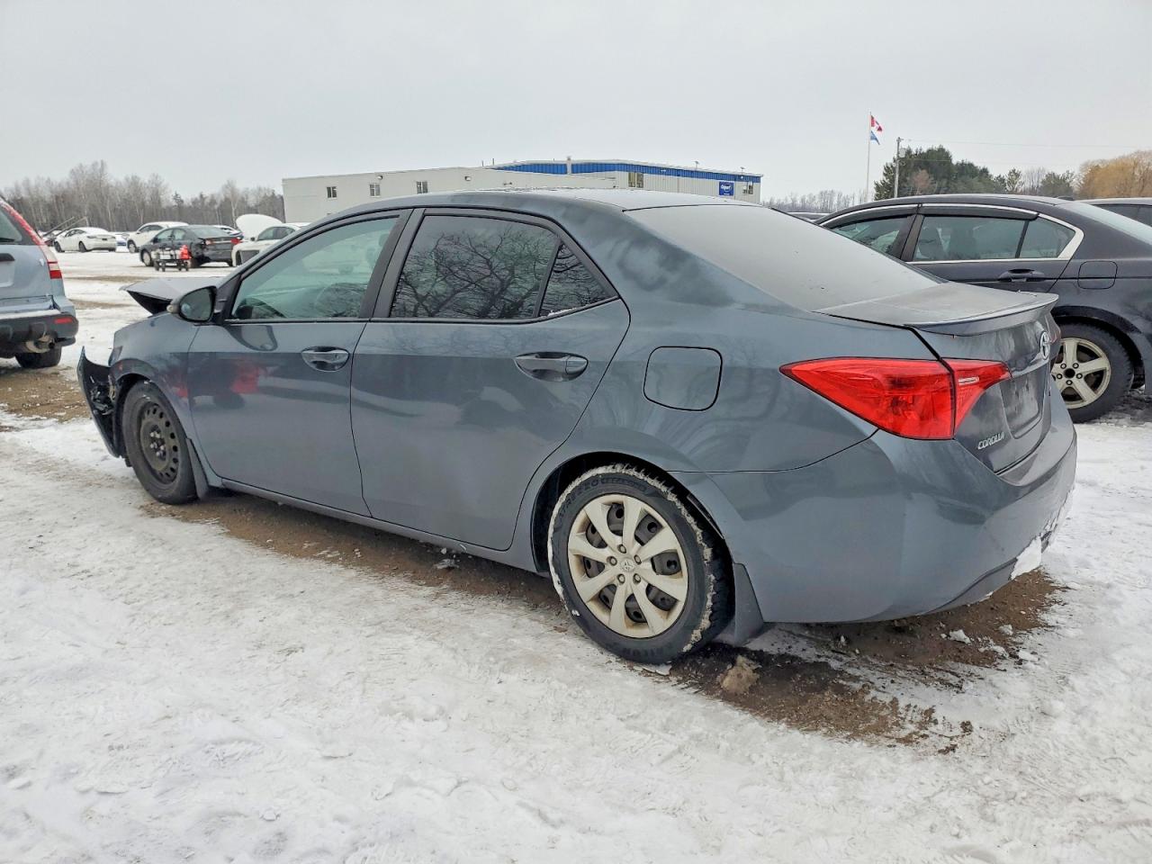 2015 TOYOTA COROLLA L photo 2