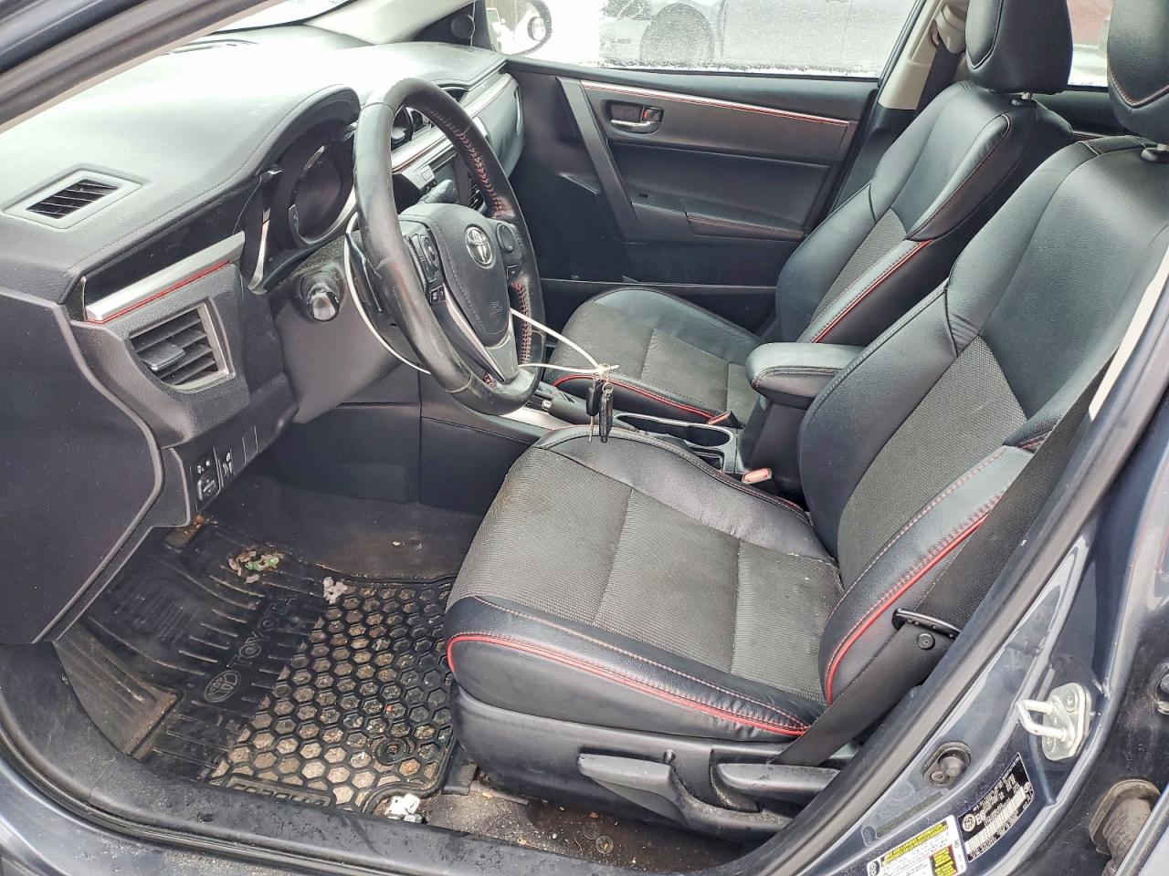 2015 TOYOTA COROLLA L photo 7