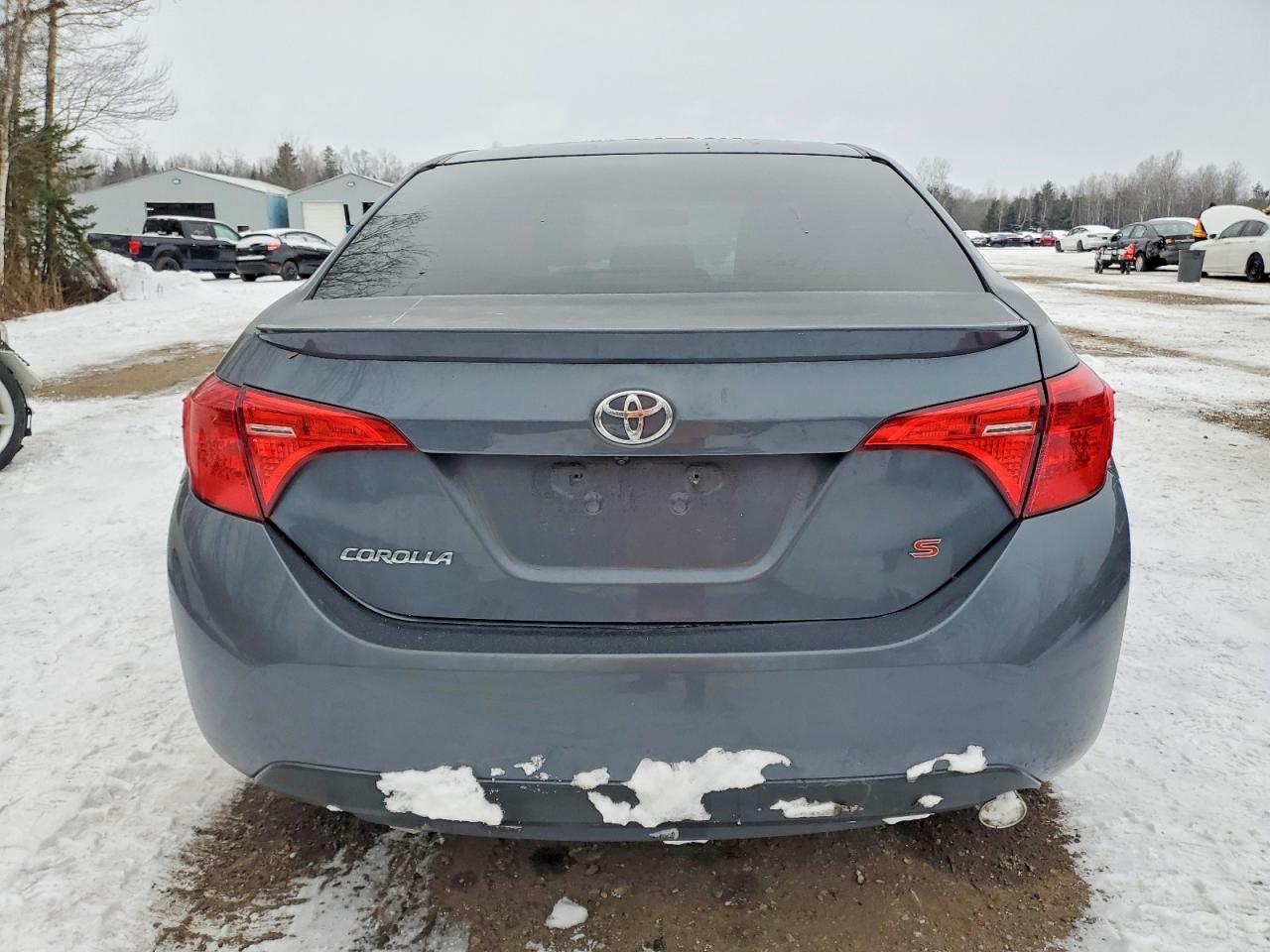 2015 TOYOTA COROLLA L photo 6