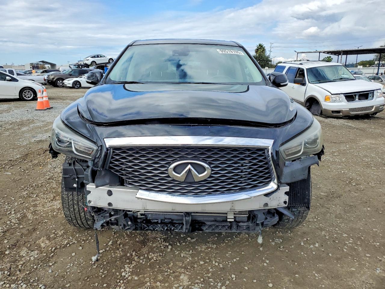 2020 INFINITI QX60 LUXE photo 13