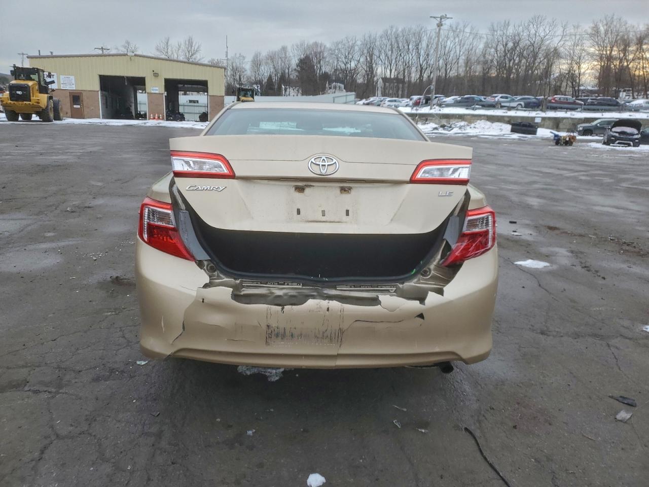 2012 TOYOTA CAMRY BASE photo 6